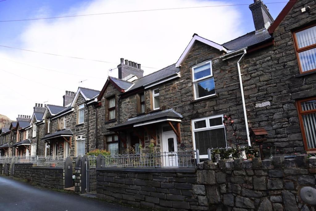 Dol Bach - Your Homely Welsh Cottage In The Heart Of Snowdonia Блайнай-Фестиниог Экстерьер фото